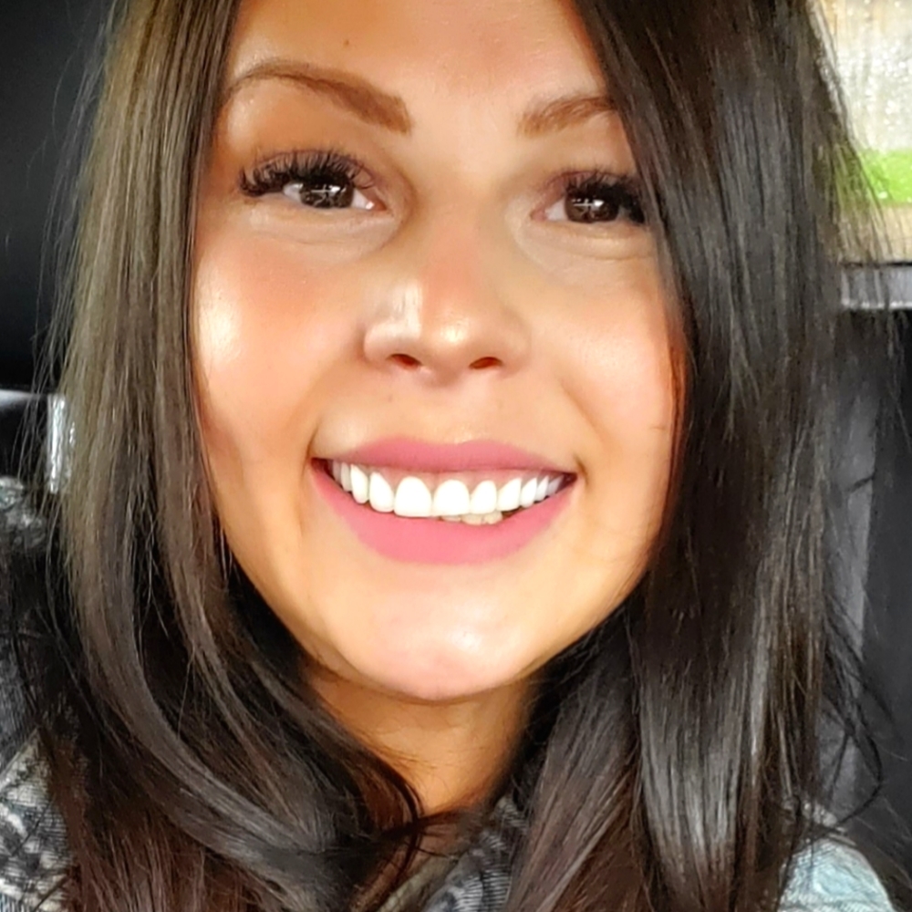 Meet your Posher, Gina